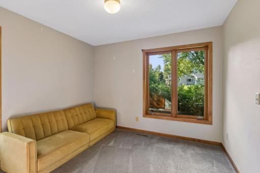 2815 Saddlebrooke Circle E, Minnetonka, MN 55305