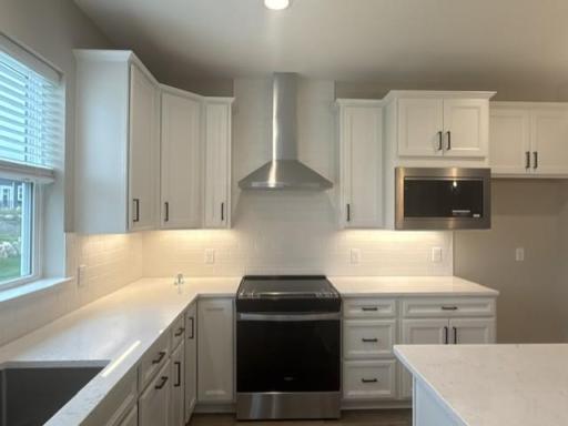 Equipped with stainless steel appliances and contemporary fixtures that combine style and efficiency.