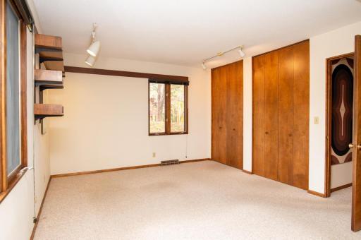 5811 Hobe Lane, White Bear Lake, MN 55110