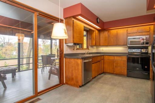 5811 Hobe Lane, White Bear Lake, MN 55110
