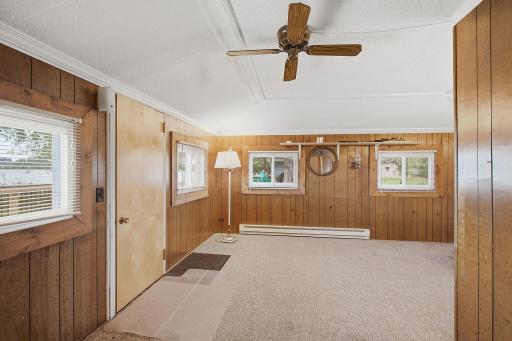 41-web-or-mls-31468_London_Trail_Northeast_Stanchfield_6042.jpg
