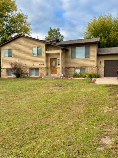 5763 Verde Valley Road NW, Nowthen, MN 55303