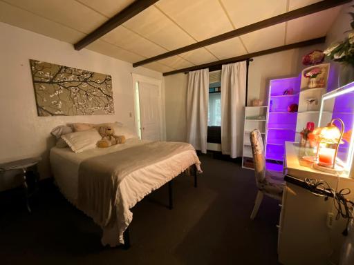 Room could be turned back into Additional Living room.jpg