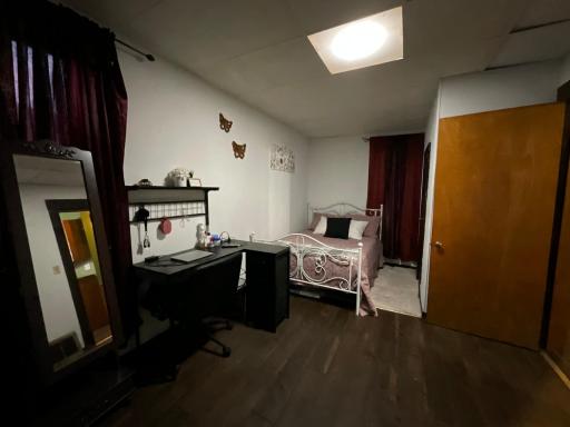 Bedroom with two closests and windows..jpg