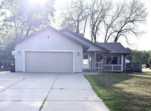 7595 22nd Street Court N, Saint Paul, MN 55128