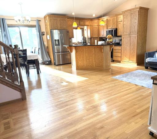 7595 22nd Street Court N, Saint Paul, MN 55128