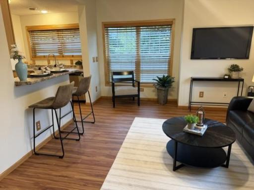 2814 Faulkner Drive, Chaska, MN 55318
