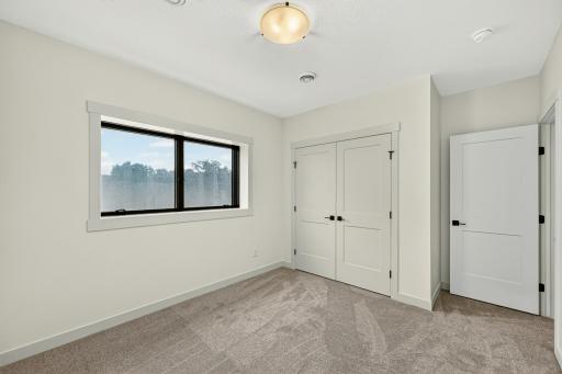1504 Shannon Oaks Boulevard NE, Rochester, MN 55906