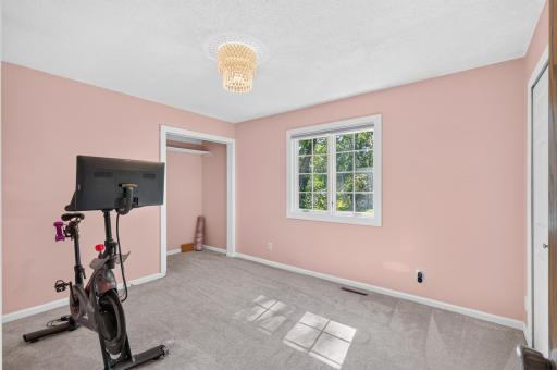 12 Tamarisk Road, Dellwood, MN 55110
