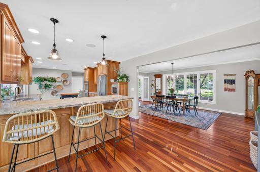 12 Tamarisk Road, Dellwood, MN 55110