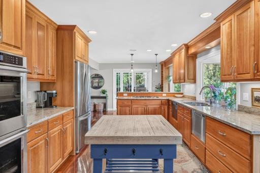 12 Tamarisk Road, Dellwood, MN 55110