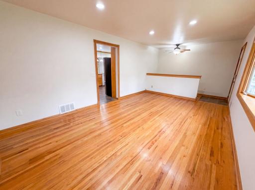 listing_9.jpg