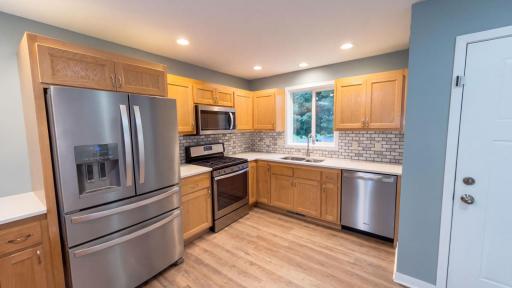 18772 Range Pole Point, Big Lake, MN 55309