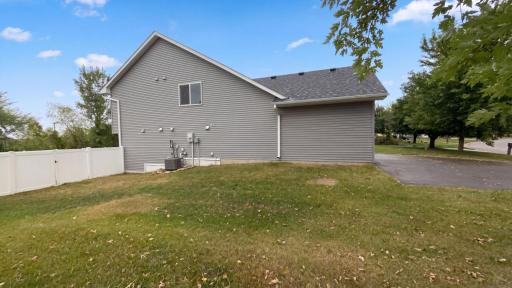 18772 Range Pole Point, Big Lake, MN 55309