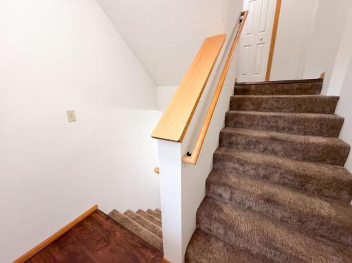 listing_11.jpg
