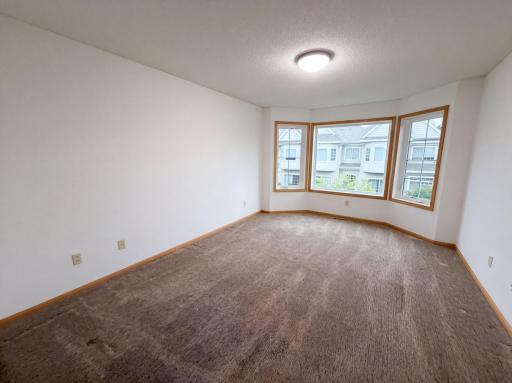listing_3.jpg