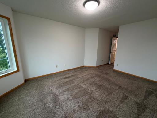 listing_14.jpg