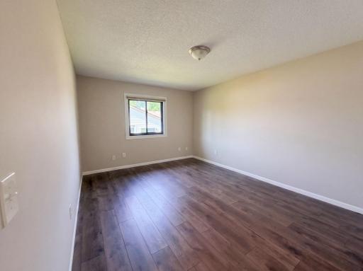 listing_9.jpg