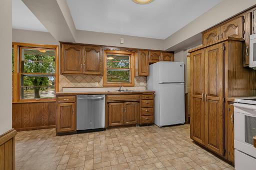 344 25th Avenue N, Saint Cloud, MN 56303