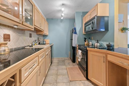 6328 Barrie Road, 1A, Edina, MN 55435