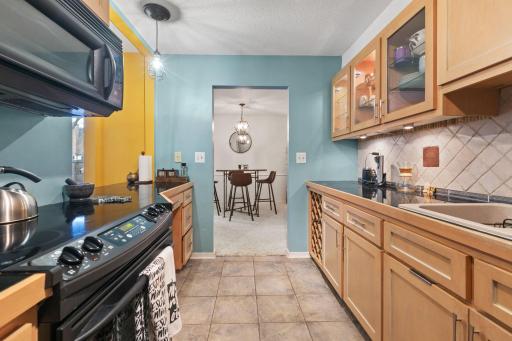 6328 Barrie Road, 1A, Edina, MN 55435