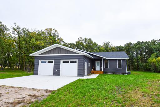 Photo for 4331 State Hwy 11, Karlstad, MN 56732 - listing #7147129 4331 State Hwy 11, Karlstad, MN 56732