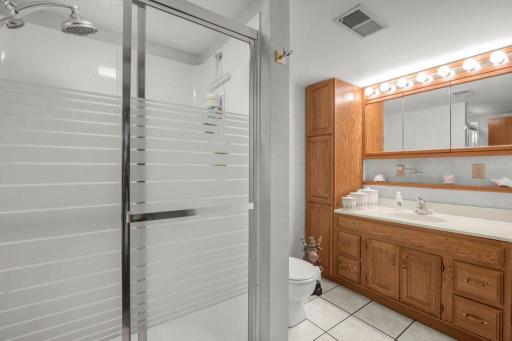 5128 Beard Avenue S, Minneapolis, MN 55410