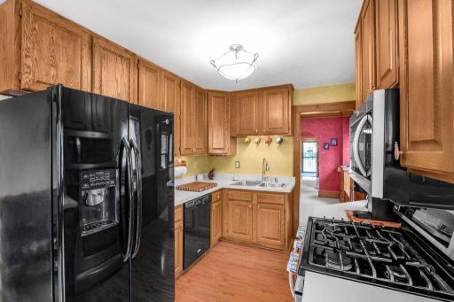 5128 Beard Avenue S, Minneapolis, MN 55410