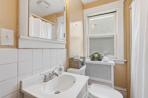 15-web-or-mls-1877_Orange_Ave_E_Saint_Paul_MN_55119_013.jpg