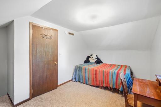 221 S Lincoln Street, Lake Crystal, MN 56055