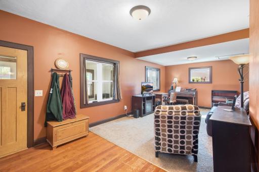 221 S Lincoln Street, Lake Crystal, MN 56055