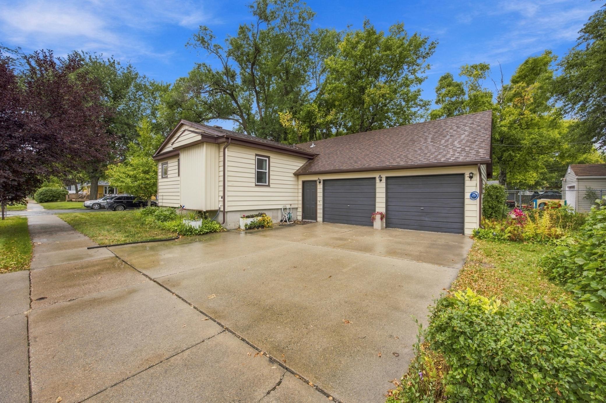 Oversized, attached 2 stall garage