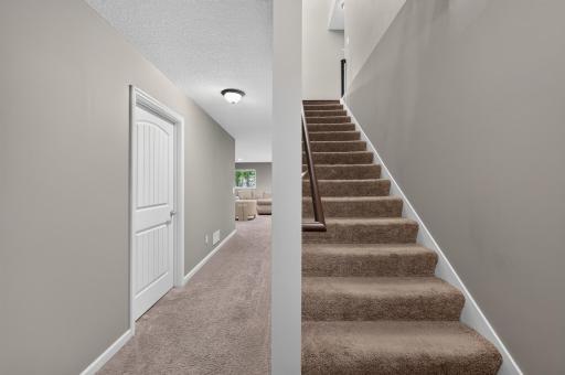 9747 69th Street S, Cottage Grove, MN 55016