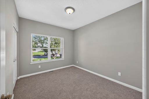 9747 69th Street S, Cottage Grove, MN 55016