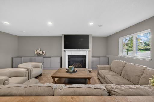 9747 69th Street S, Cottage Grove, MN 55016