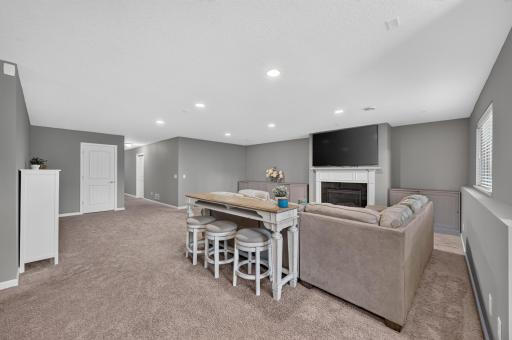 9747 69th Street S, Cottage Grove, MN 55016
