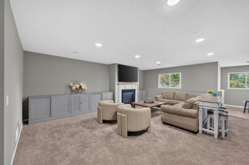 9747 69th Street S, Cottage Grove, MN 55016