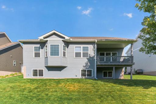 9747 69th Street S, Cottage Grove, MN 55016