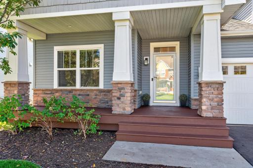9747 69th Street S, Cottage Grove, MN 55016