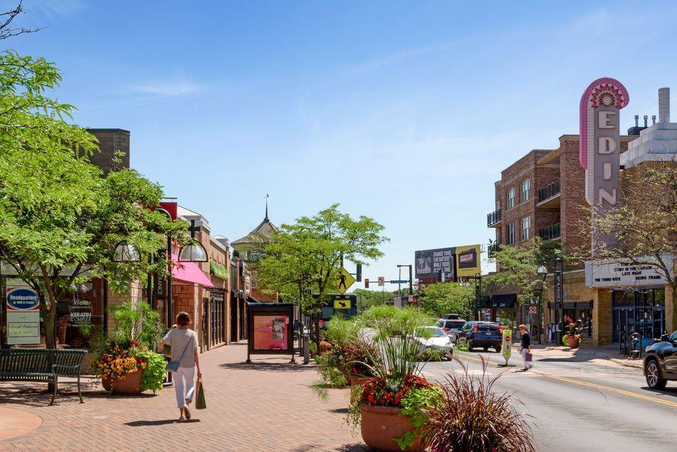 Walk to 50th & France, premier shopping and entertainment district.