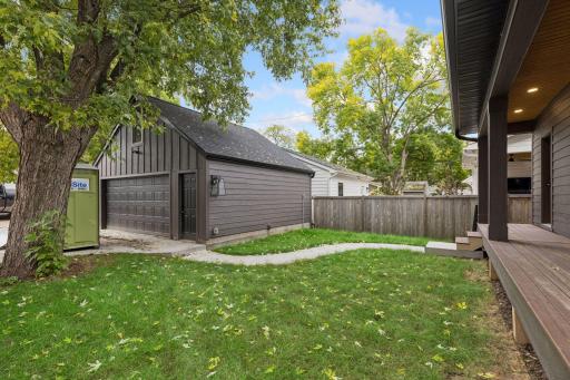 5220 Chowen Avenue South - Spacecrafting - 0063.jpg