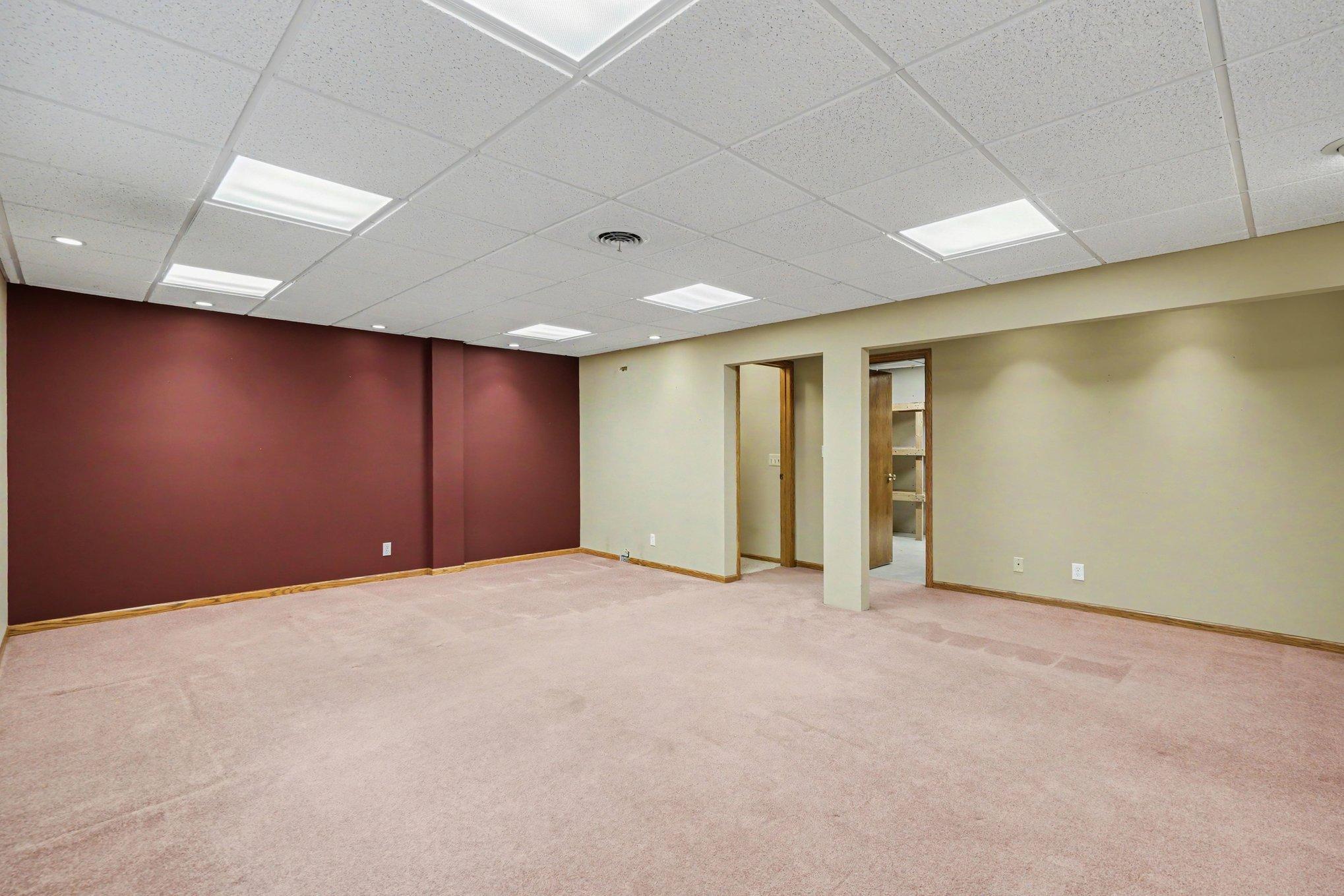 Space to add a 4th bedroom