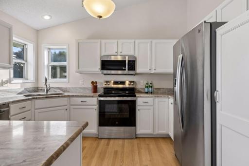 9332 Parkside Echo, Woodbury, MN 55125