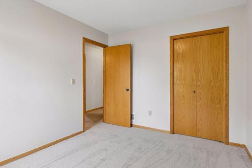 9332 Parkside Echo, Woodbury, MN 55125