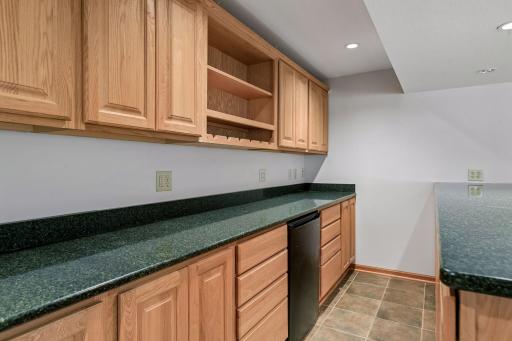 9332 Parkside Echo, Woodbury, MN 55125