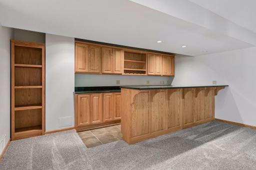 9332 Parkside Echo, Woodbury, MN 55125