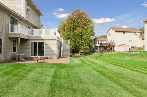 9332 Parkside Echo, Woodbury, MN 55125