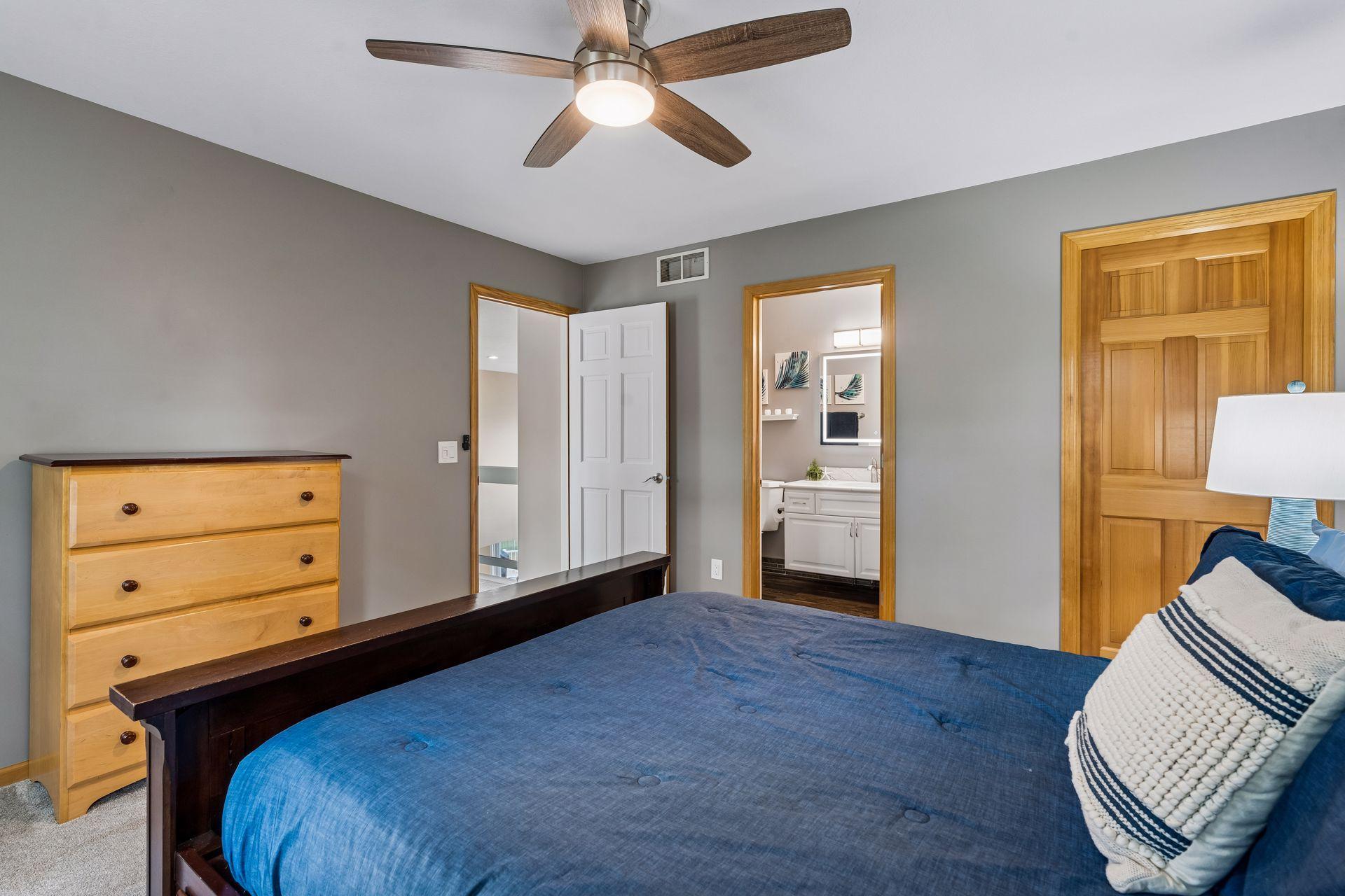 2nd Floor En-Suite Bedroom