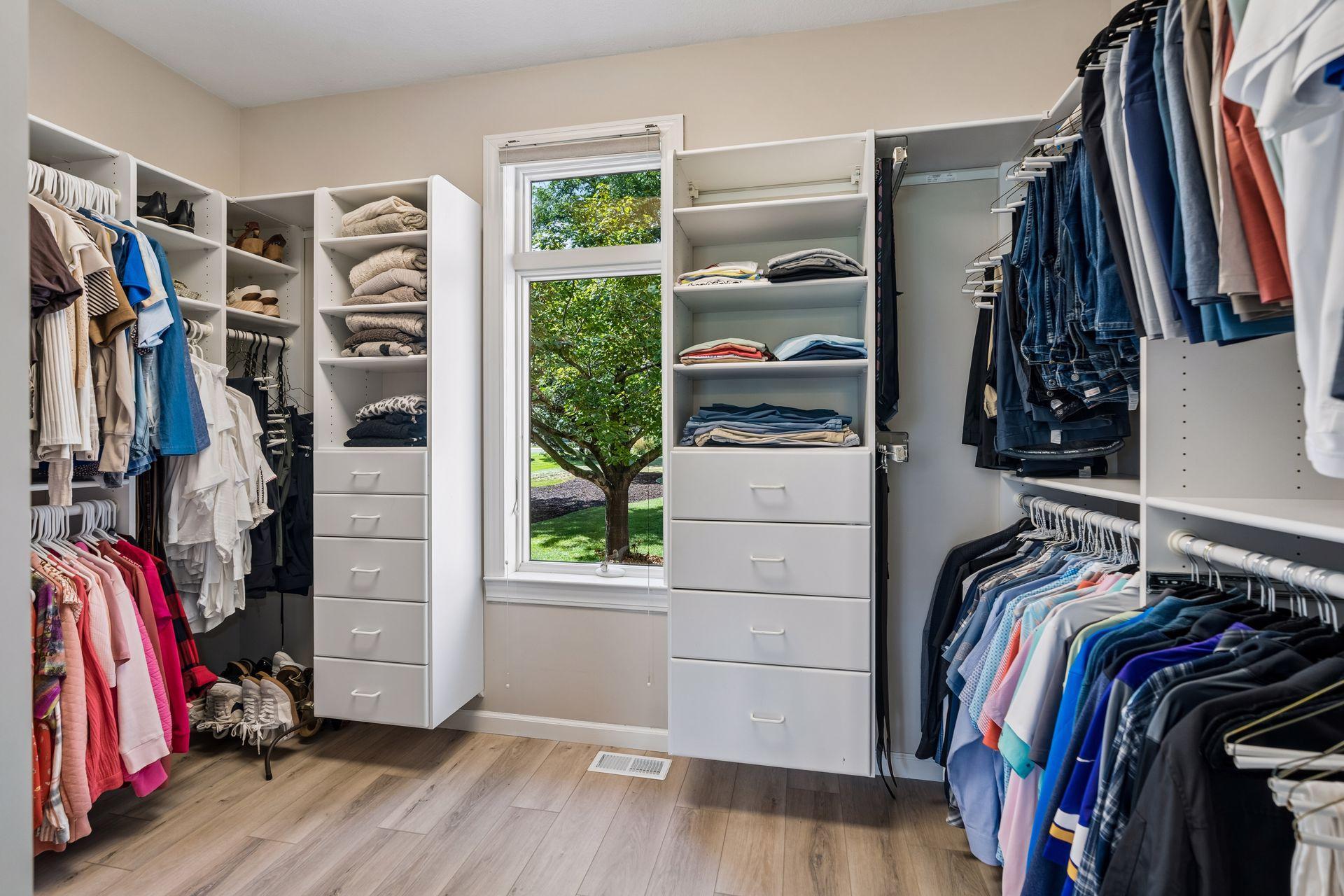 Main Floor Primary Walkin Closet