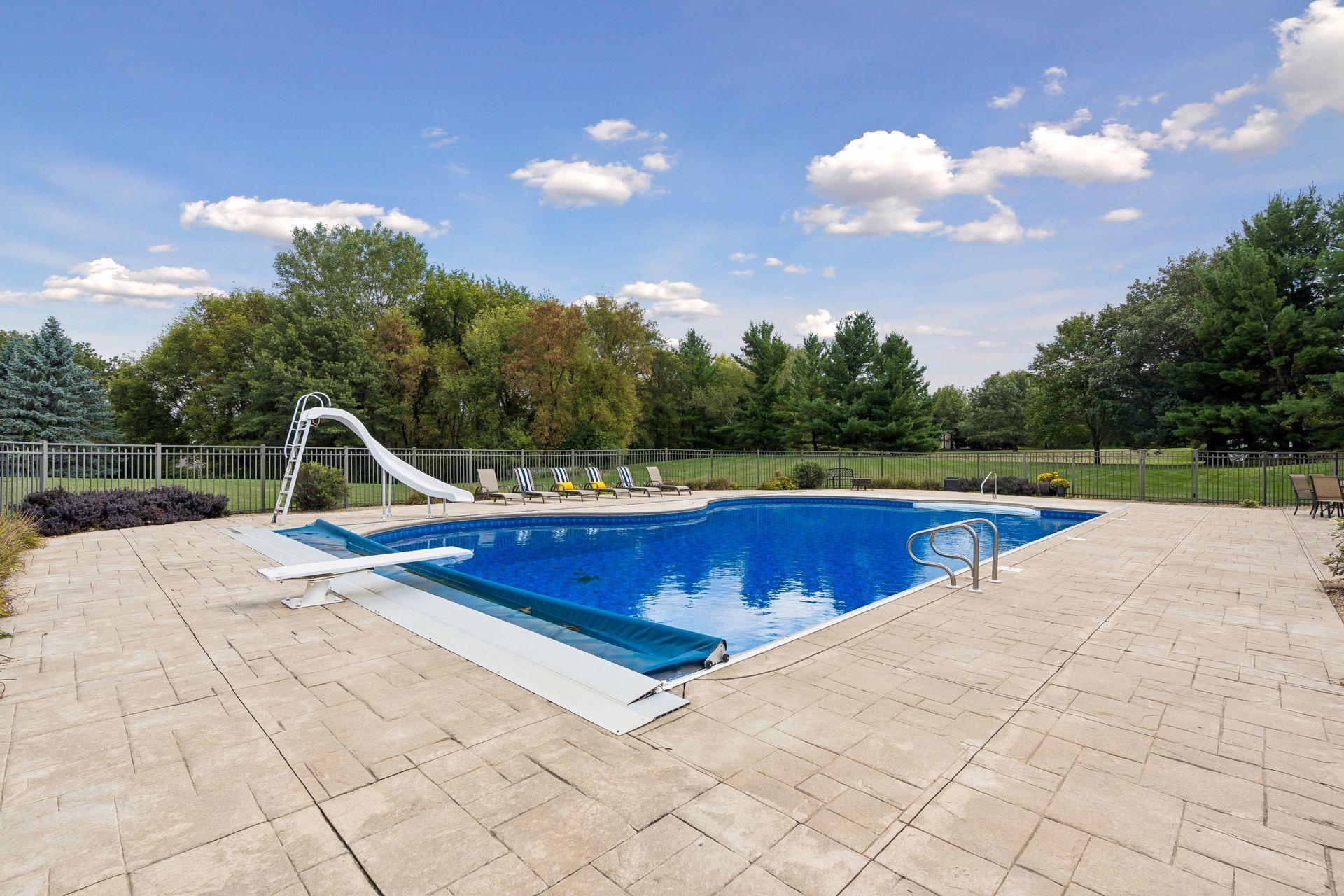 30'x50' - 12' Deep Pool